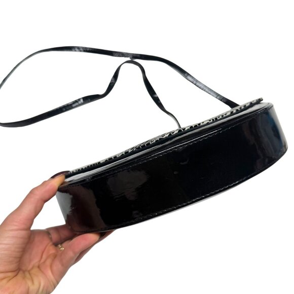 Vintage Black & White Half-Moon Shoulder Bag – Leather Croc Emboss - Made in USA - Picture 13 of 15